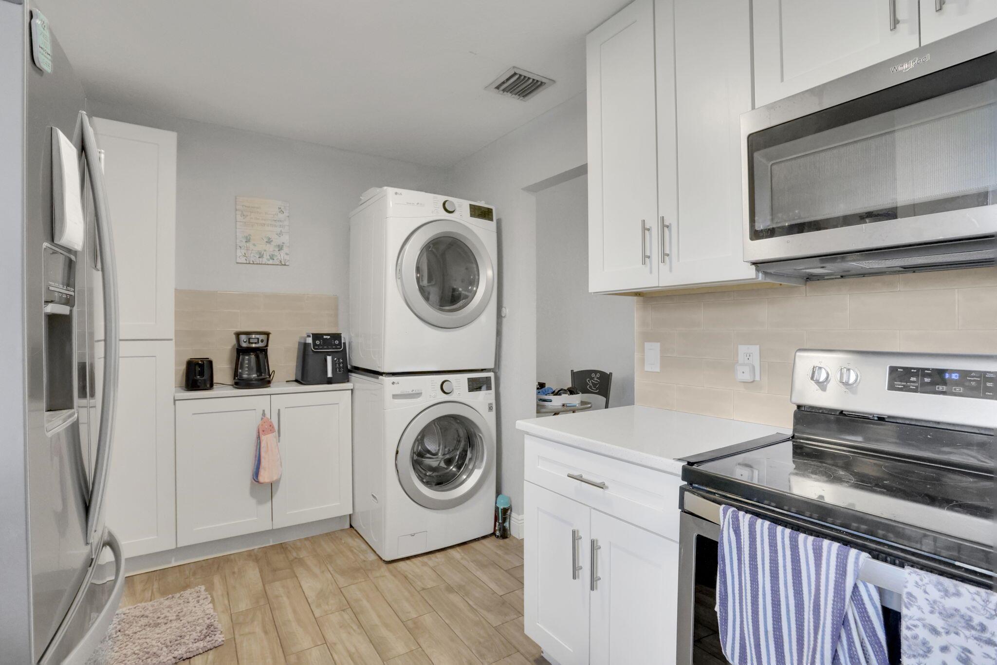 SEACREST PARK - Residential Income