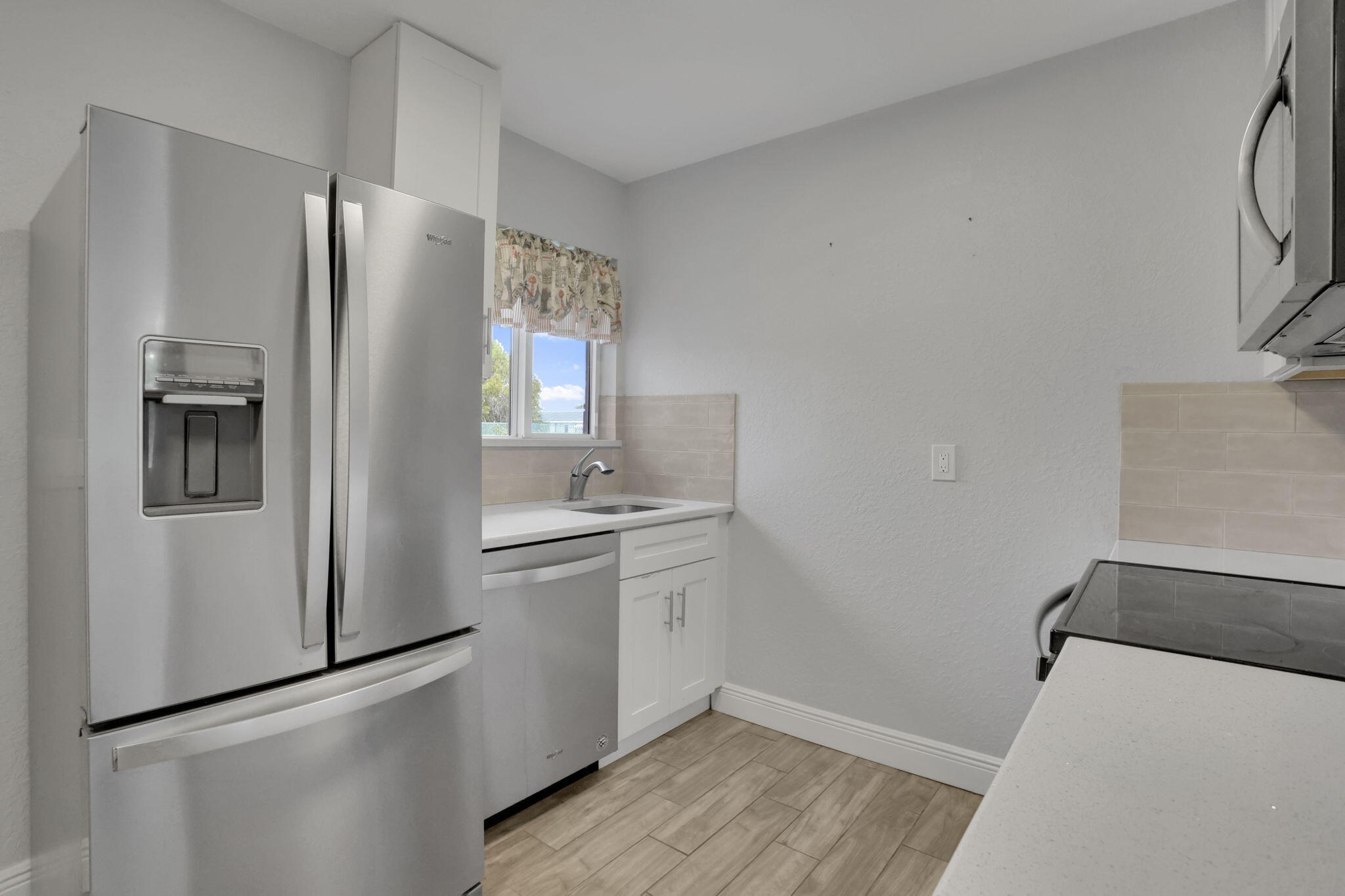 SEACREST PARK - Residential Income