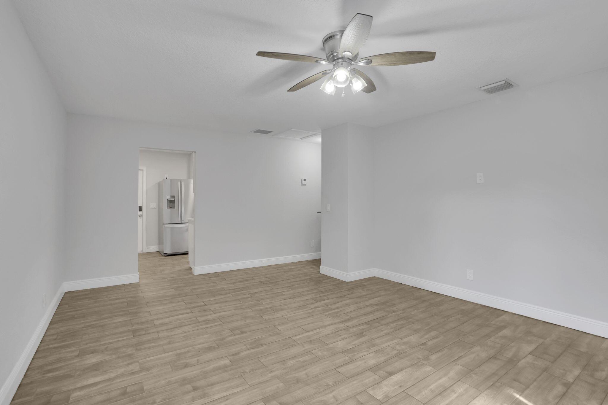 SEACREST PARK - Residential Income