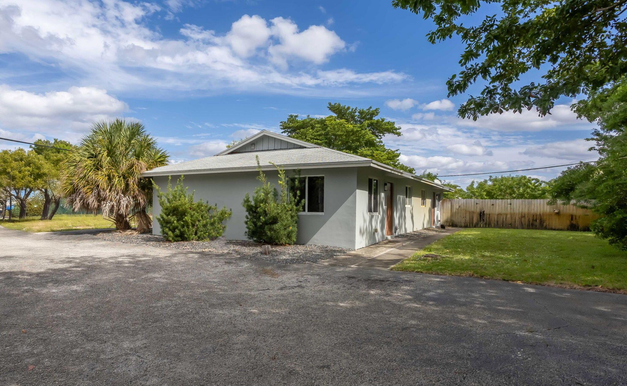 SEACREST PARK - Residential Income