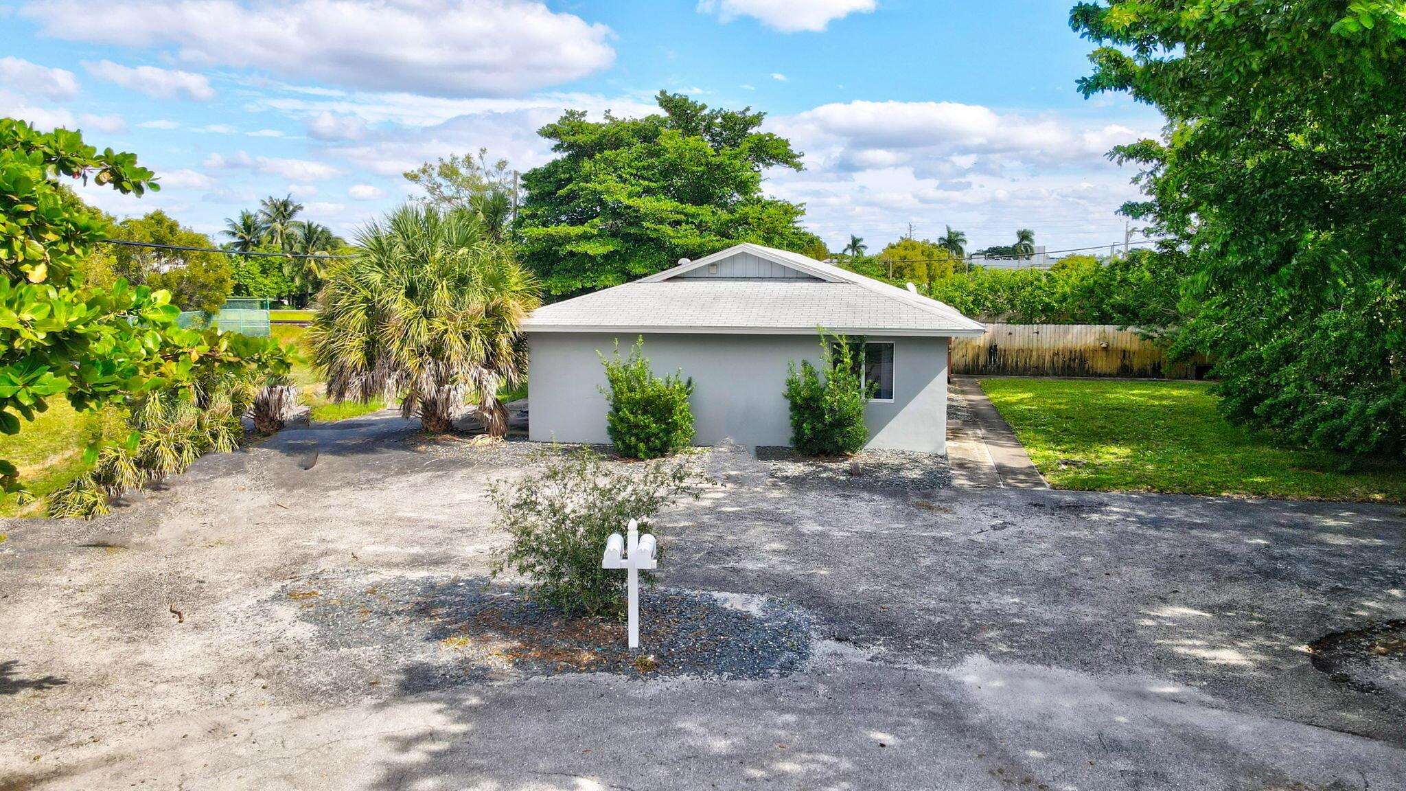 SEACREST PARK - Residential Income