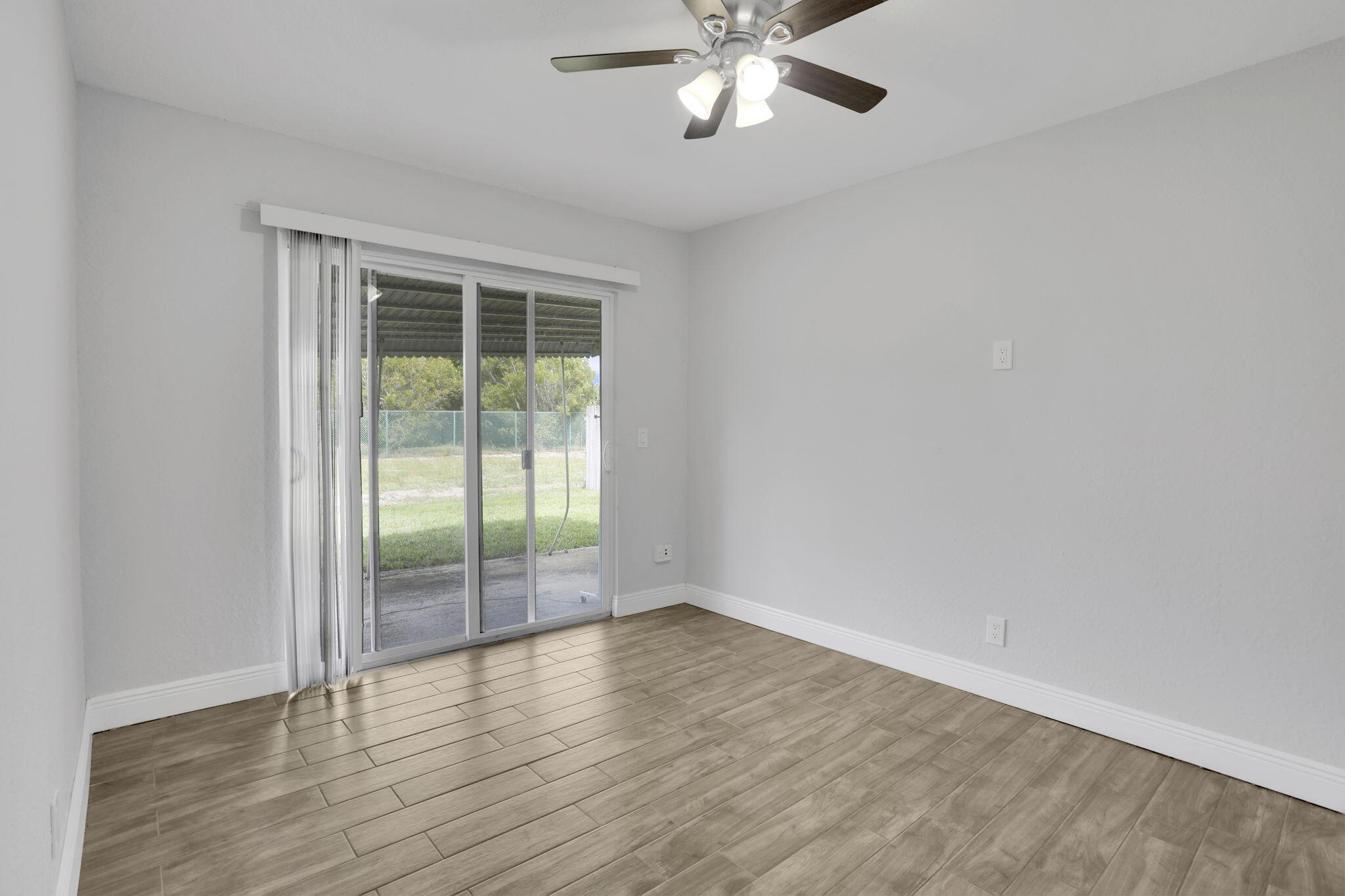 SEACREST PARK - Residential Income