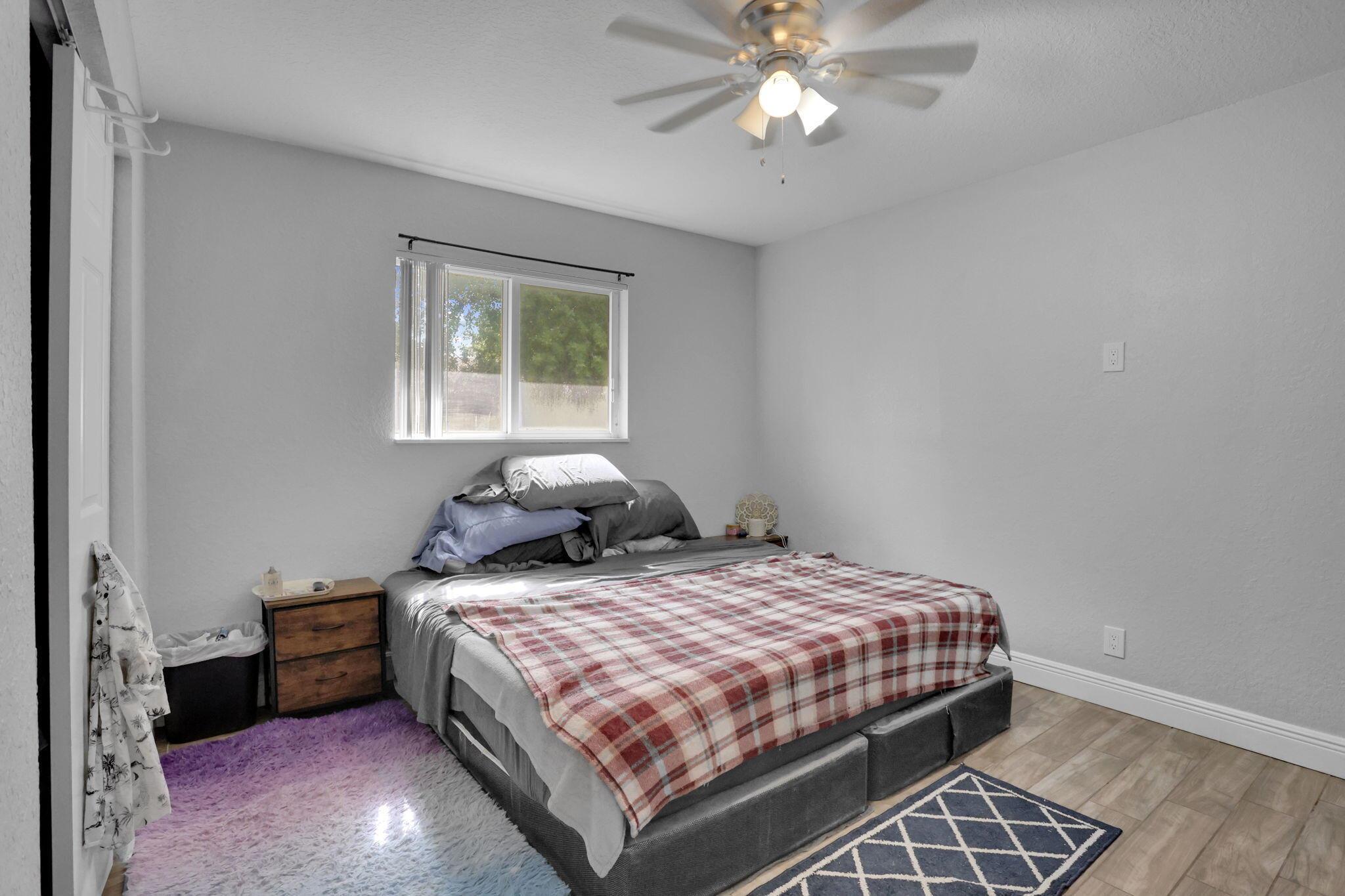 SEACREST PARK - Residential Income