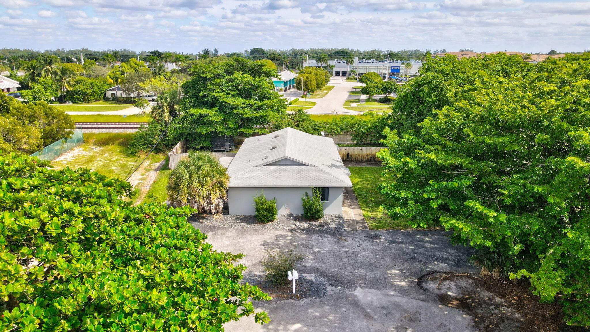 SEACREST PARK - Residential Income