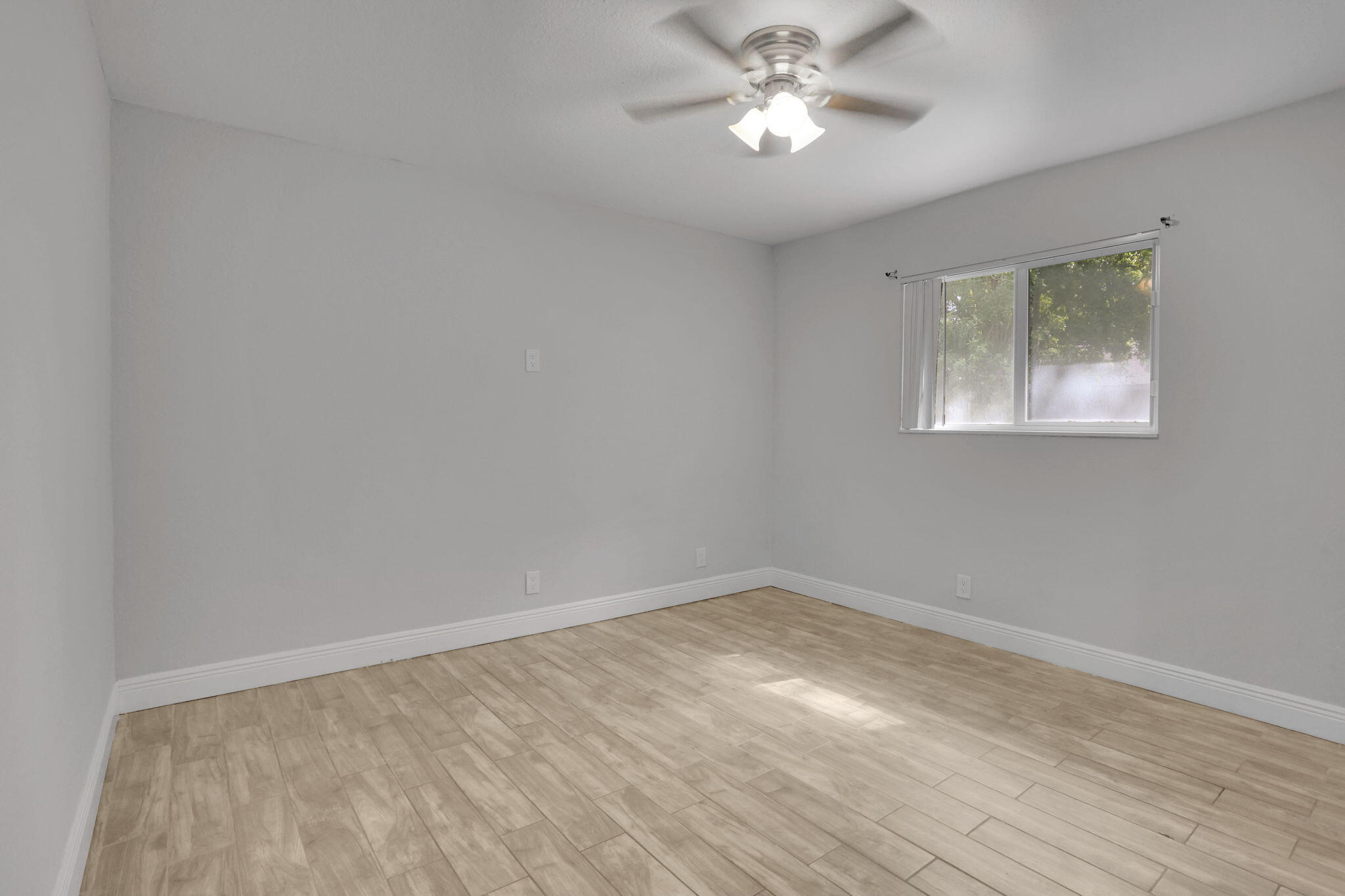 SEACREST PARK - Residential Income