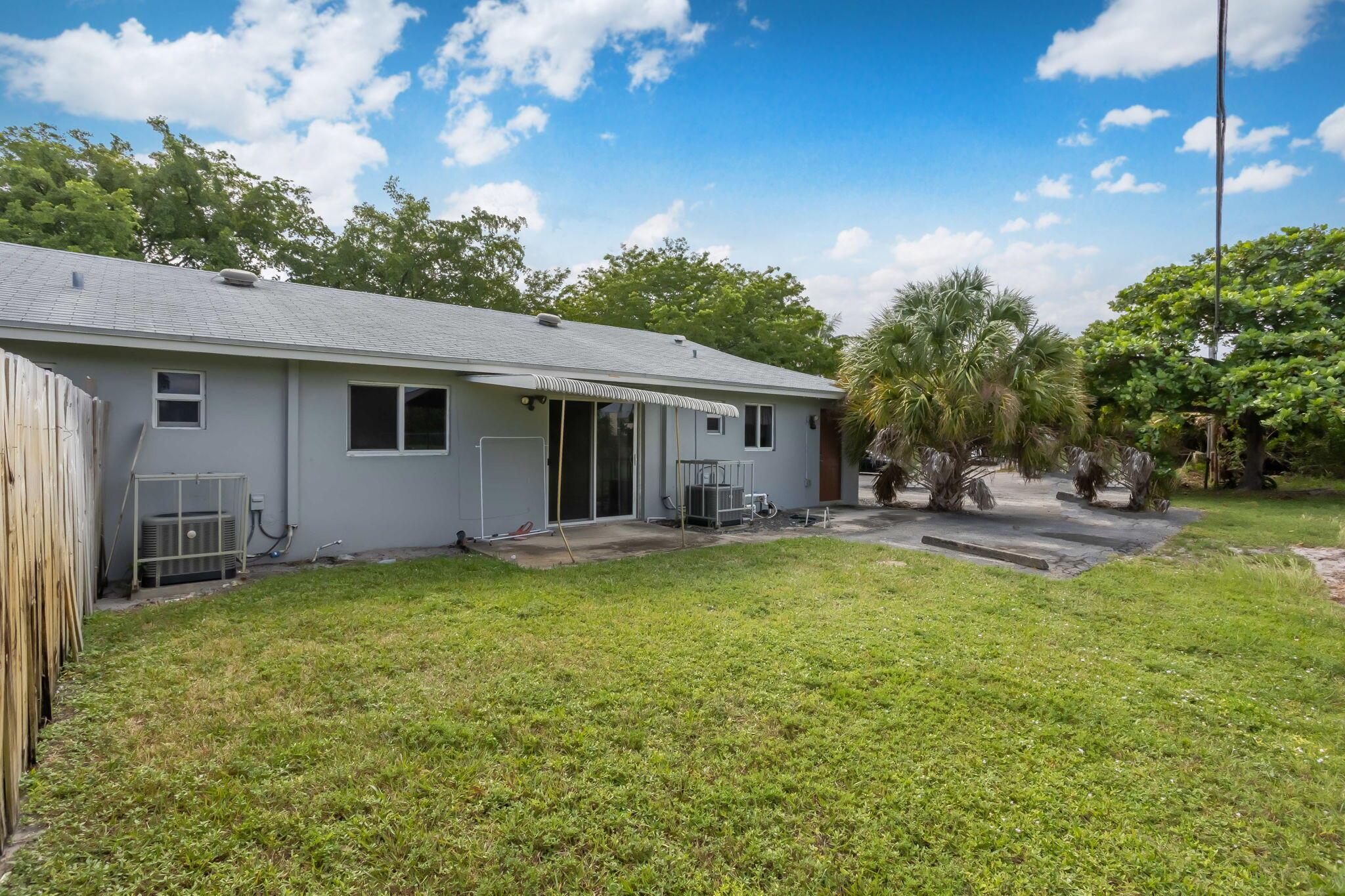 SEACREST PARK - Residential Income