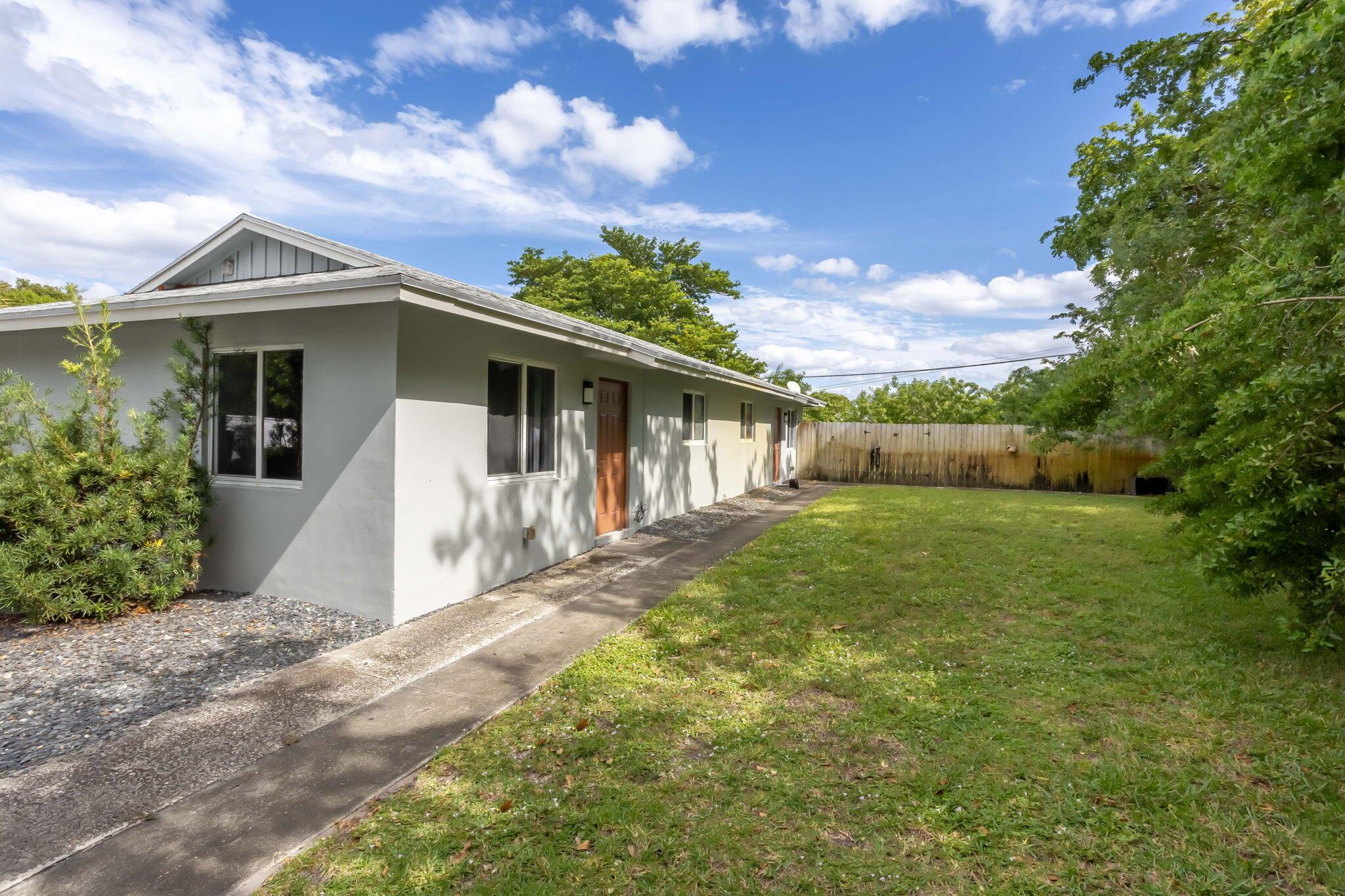 SEACREST PARK - Residential Income