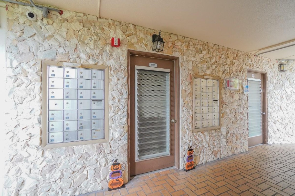 WYNMOOR VILLAGE - Residential Lease