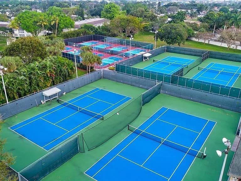 WYNMOOR VILLAGE - Residential Lease