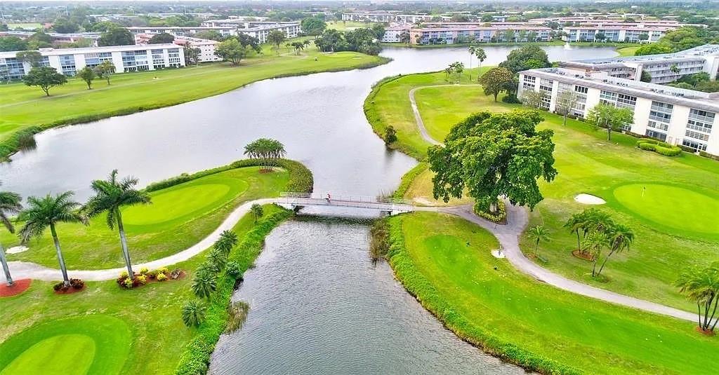 WYNMOOR VILLAGE - Residential Lease