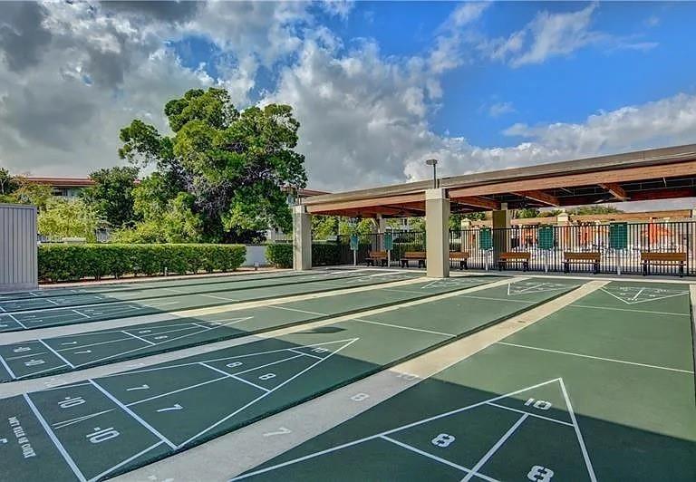 WYNMOOR VILLAGE - Residential Lease