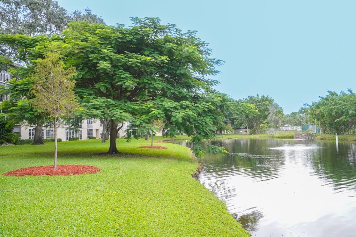 WYNMOOR VILLAGE - Residential Lease