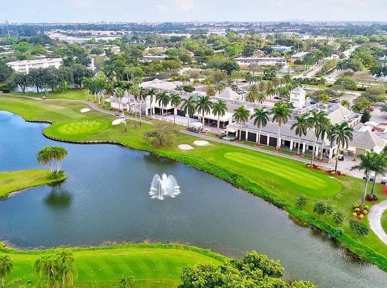 WYNMOOR VILLAGE - Residential Lease