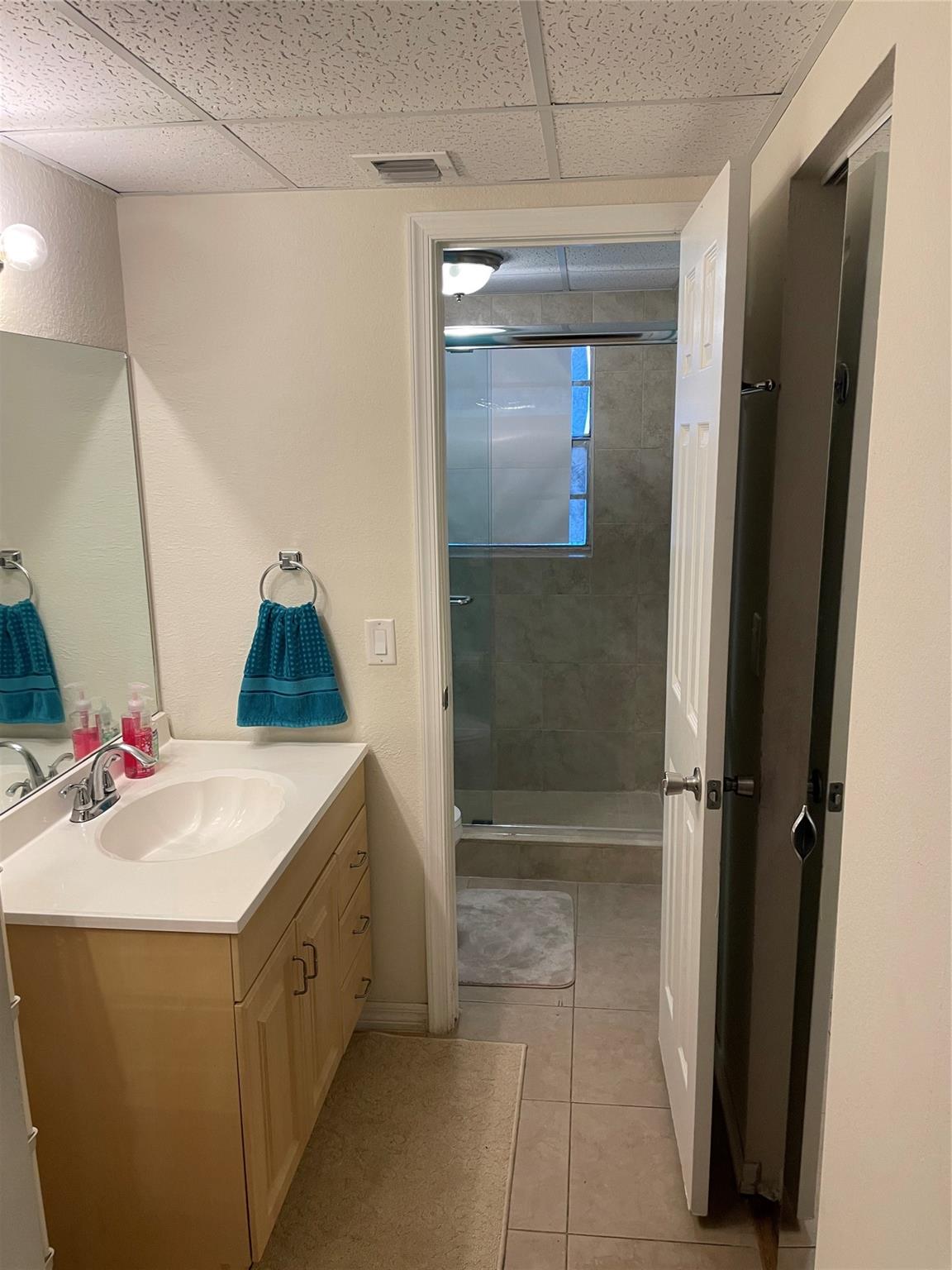 Oriole Golf & Tennis Club - Residential Lease