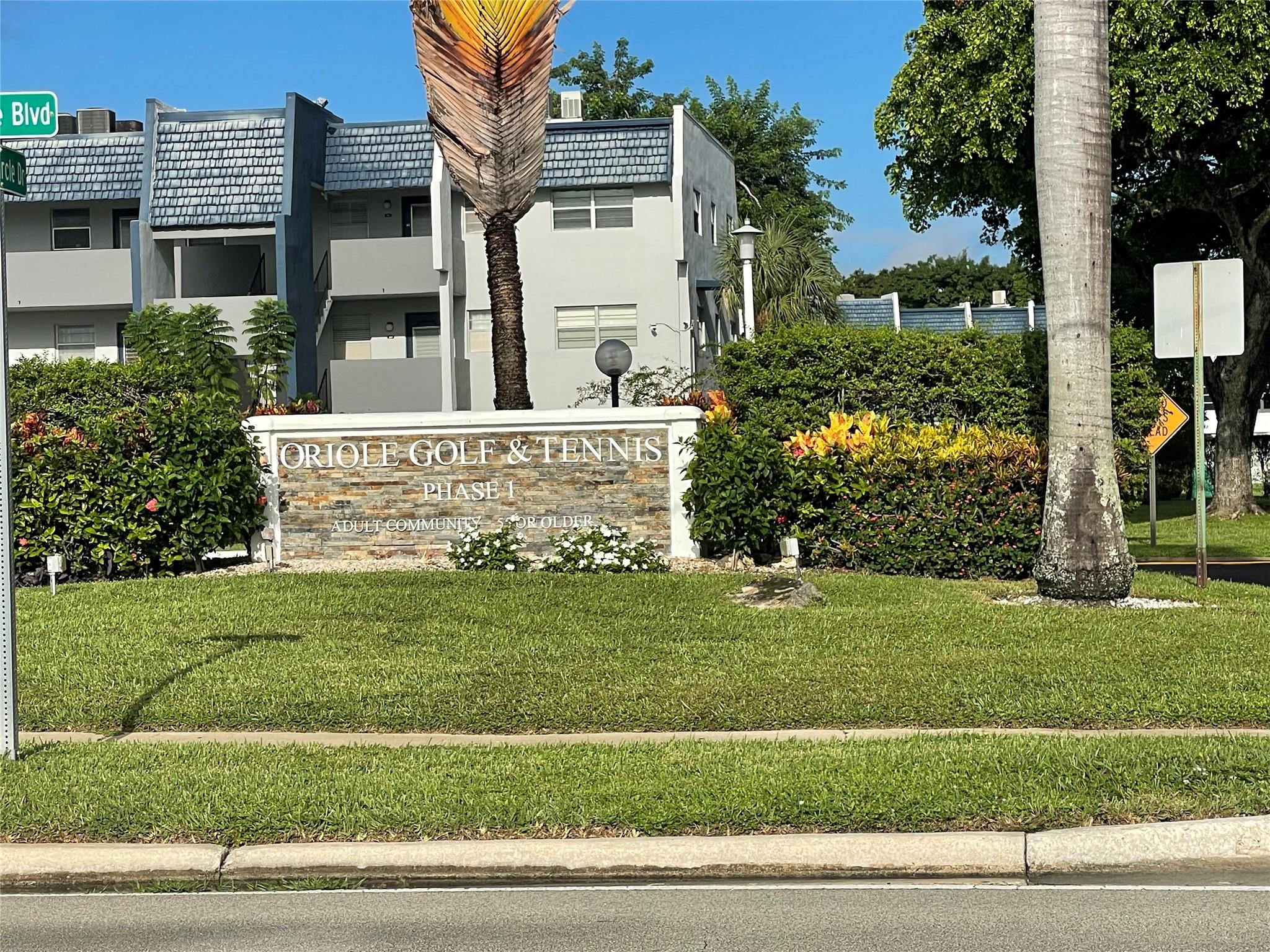 Oriole Golf & Tennis Club - Residential Lease