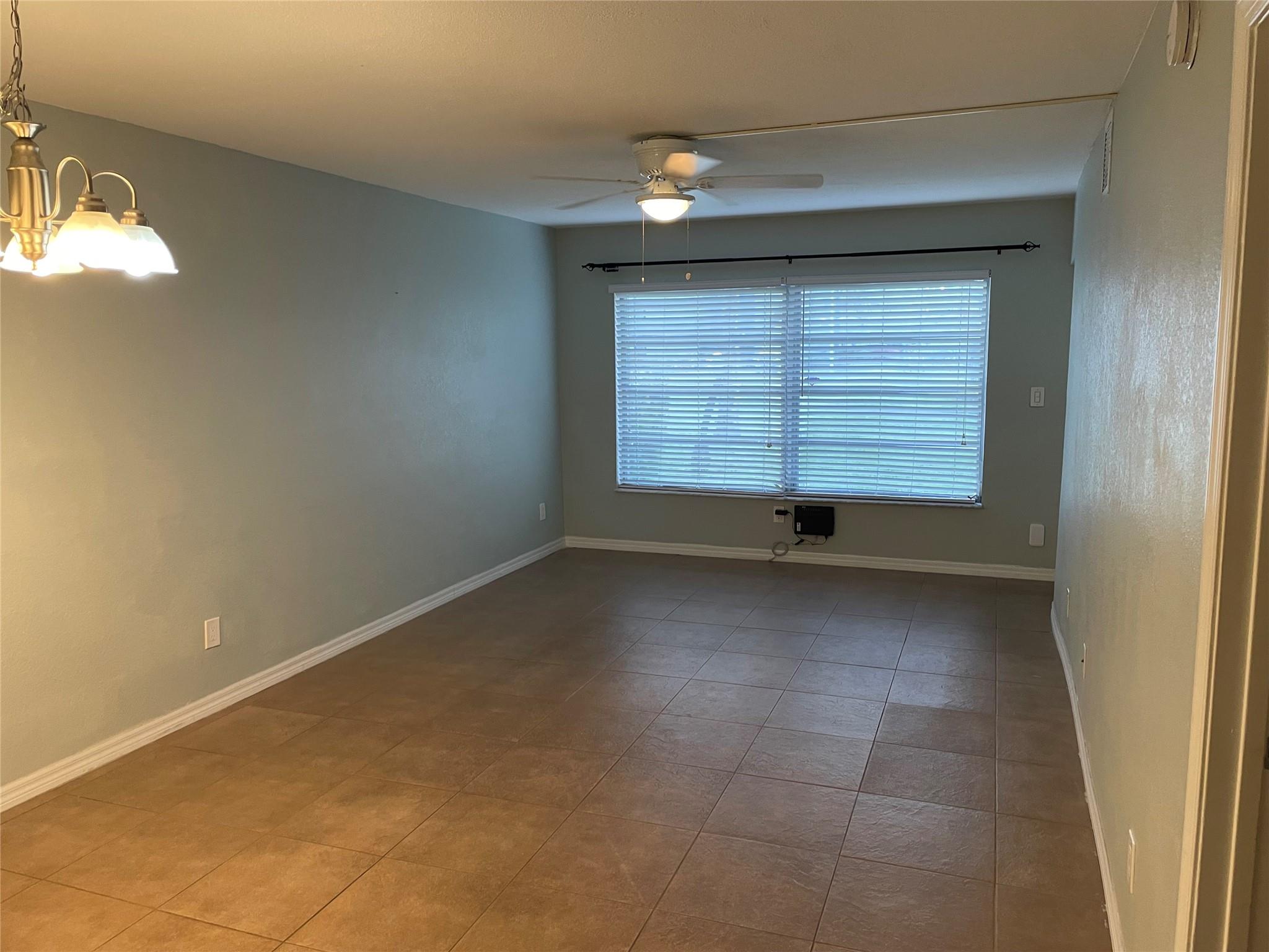 Oriole Golf & Tennis Club - Residential Lease