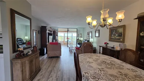 2871 Somerset Dr Unit 418, Lauderdale Lakes, FL MLS: F10494849