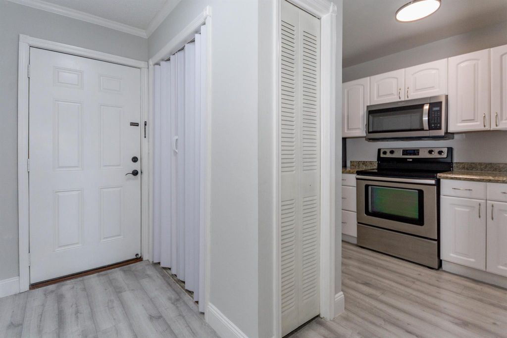 Photo of 326 Northlake Drive #204, North Palm Beach, FL 33408 (MLS # R10968884)