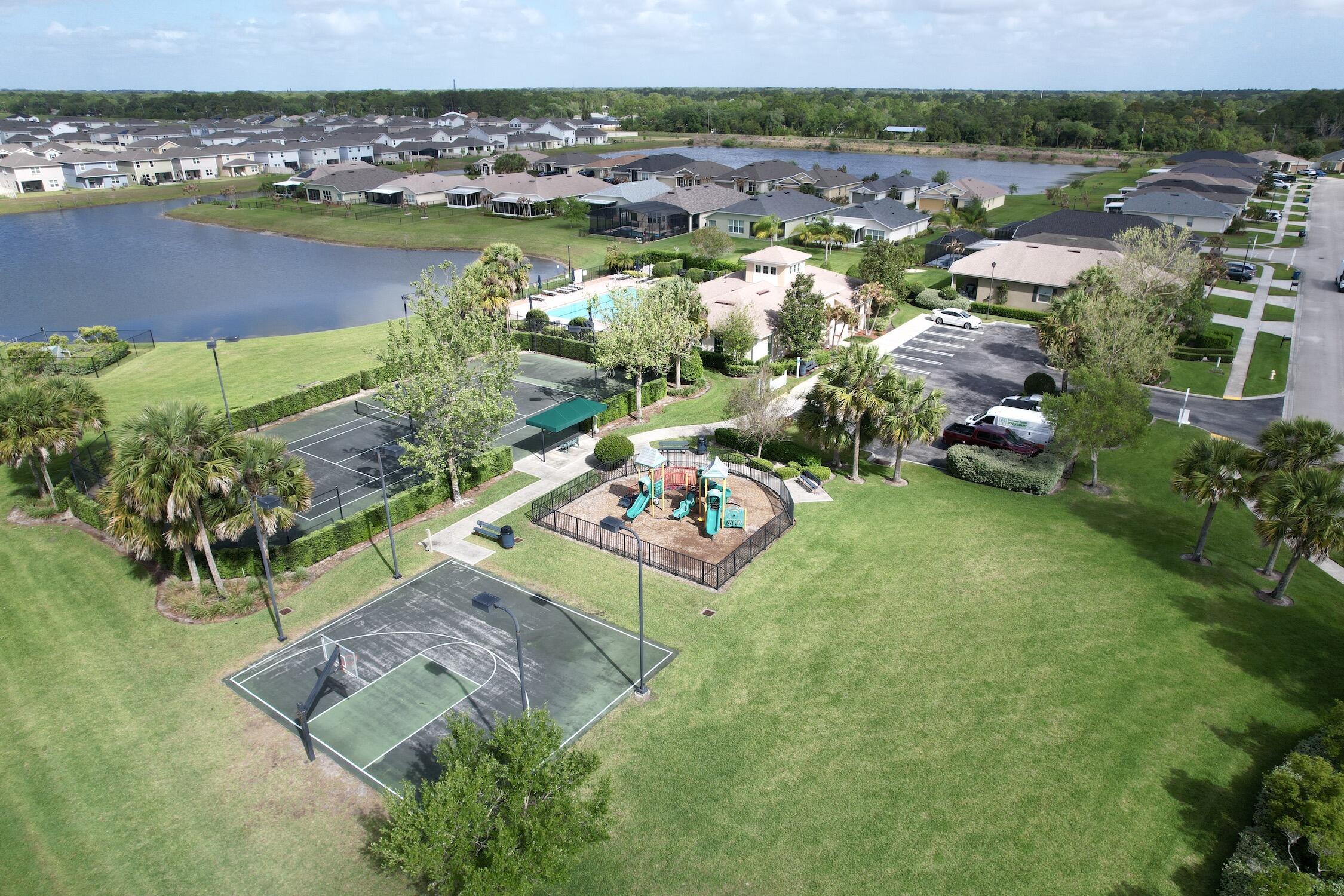 WATERSTONE - Residential