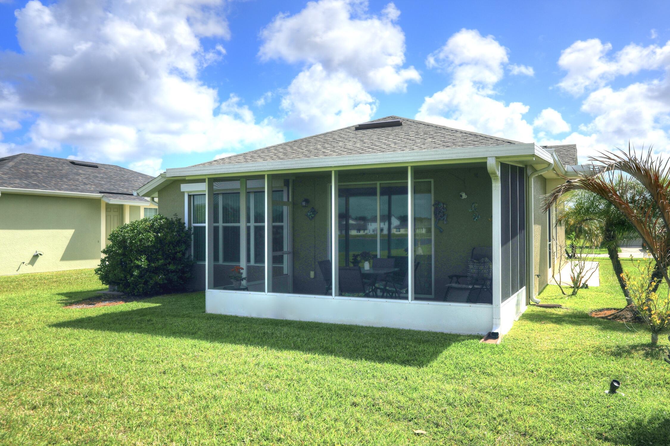 WATERSTONE - Residential