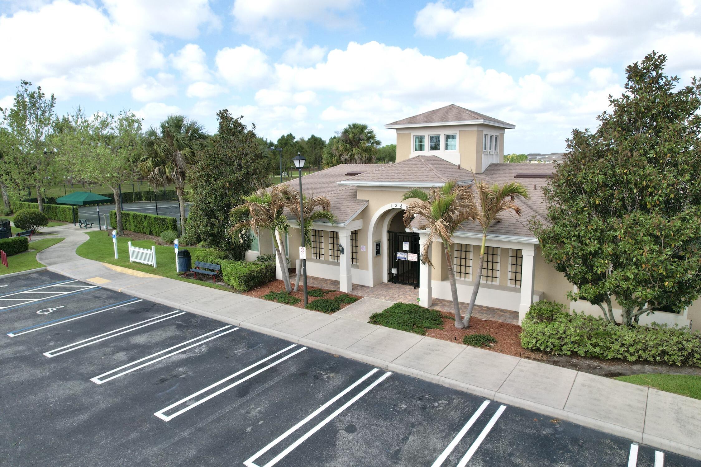 WATERSTONE - Residential