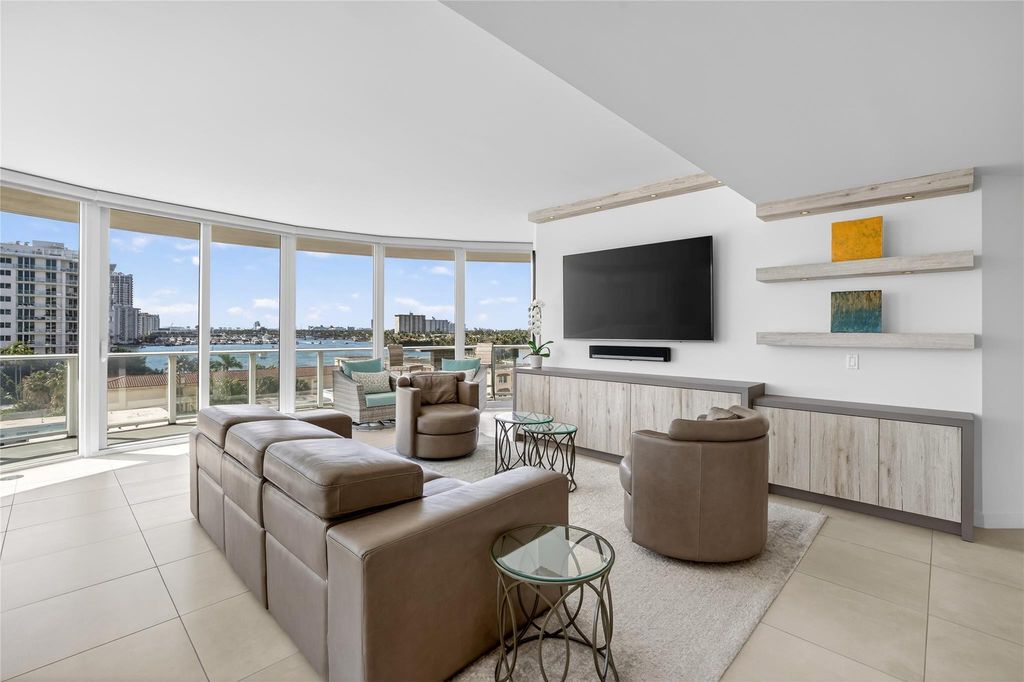 Photo of 401 N Birch Road #600, Fort Lauderdale, FL 33304 (MLS # F10552790)