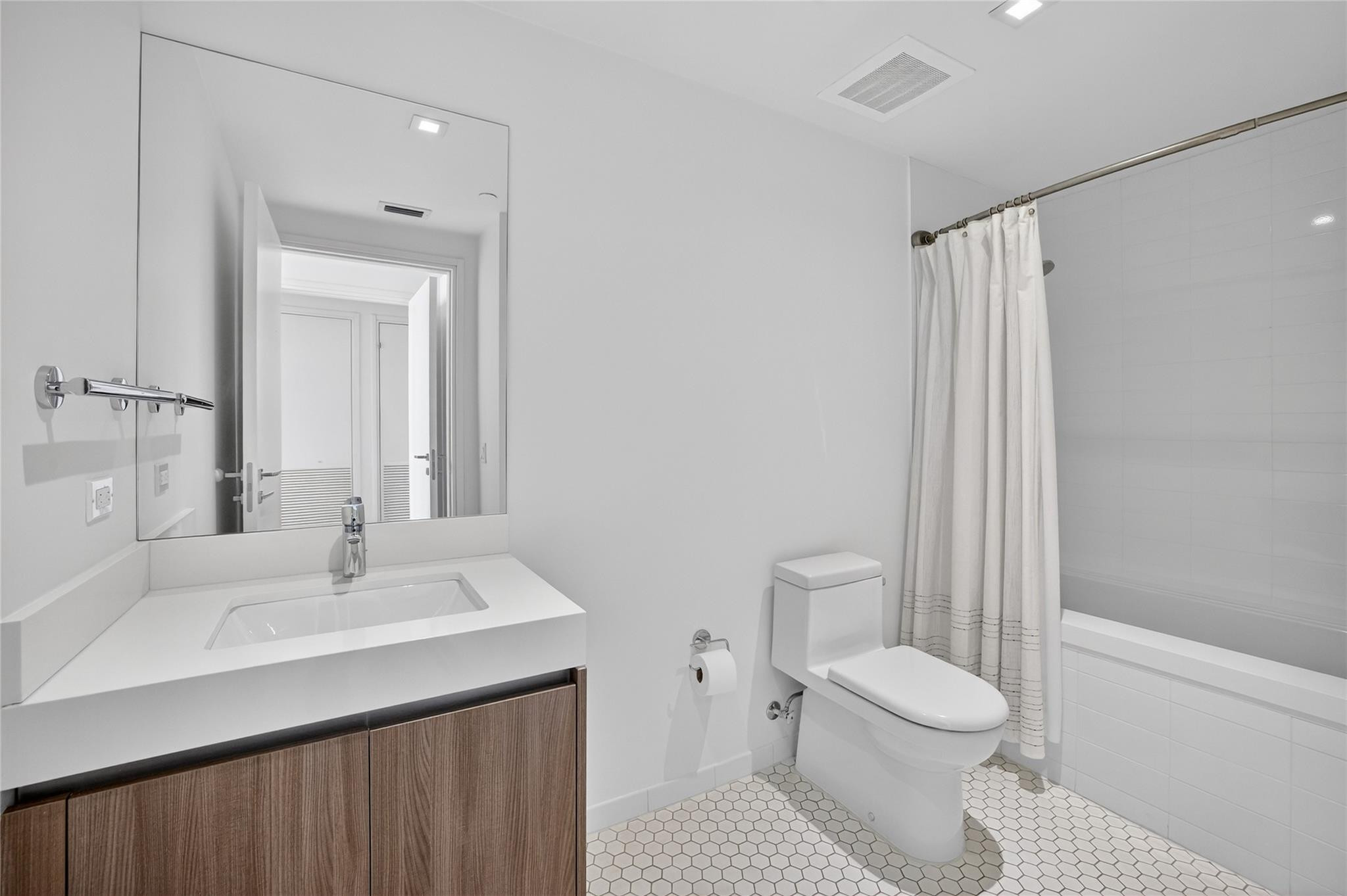 Tiffany House - Residential