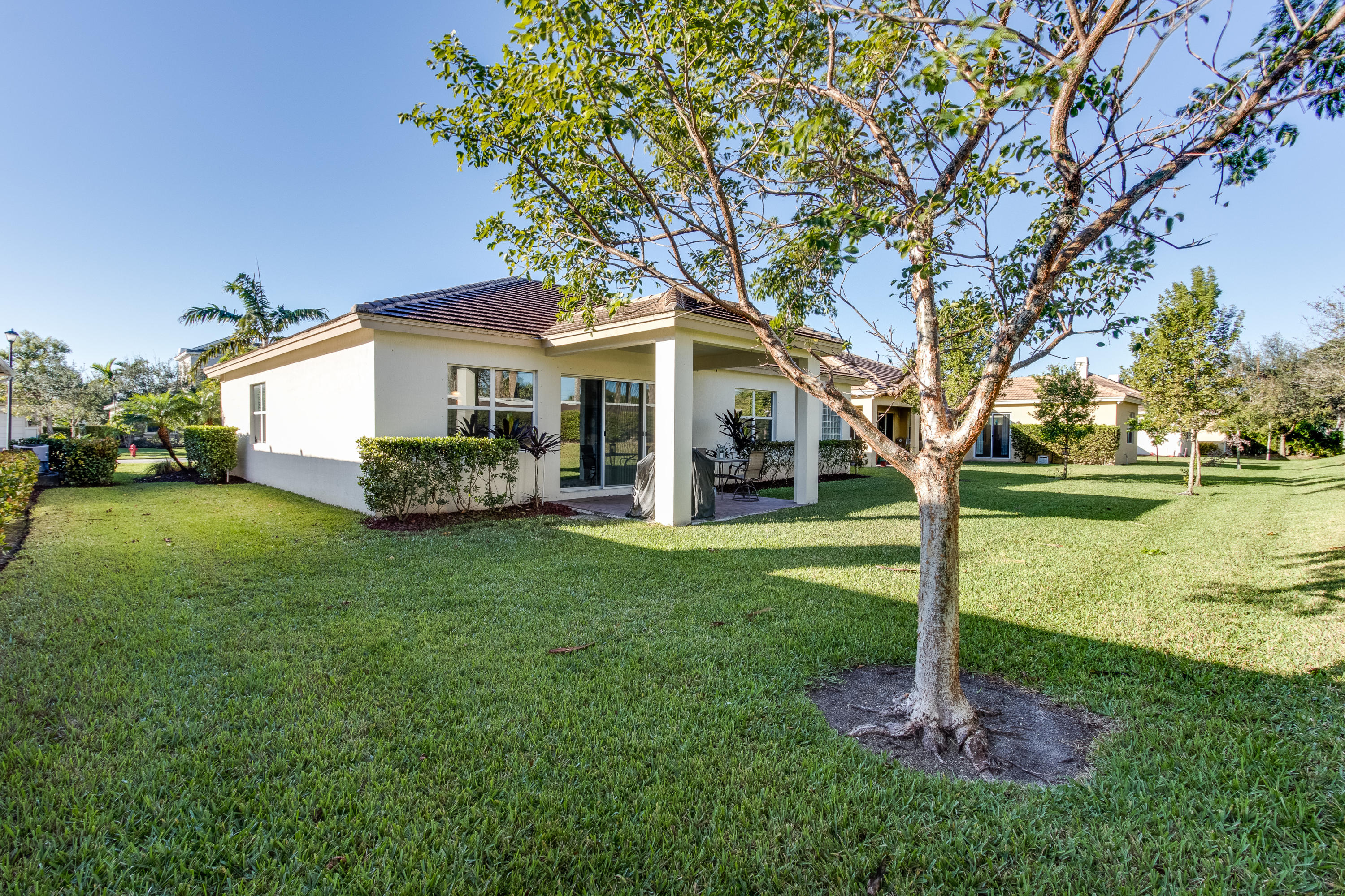 Greenwood Manor - Residential