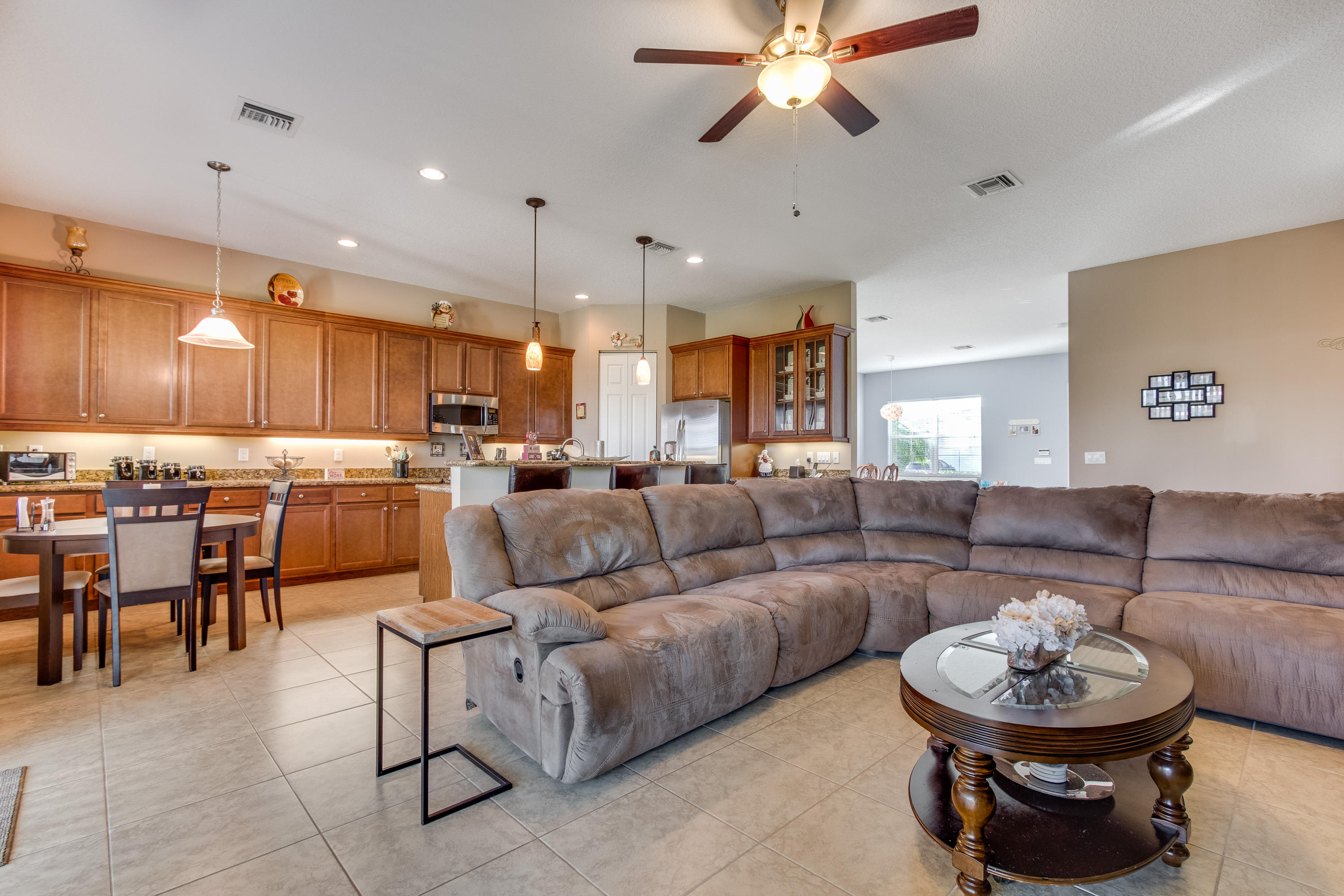 Greenwood Manor - Residential