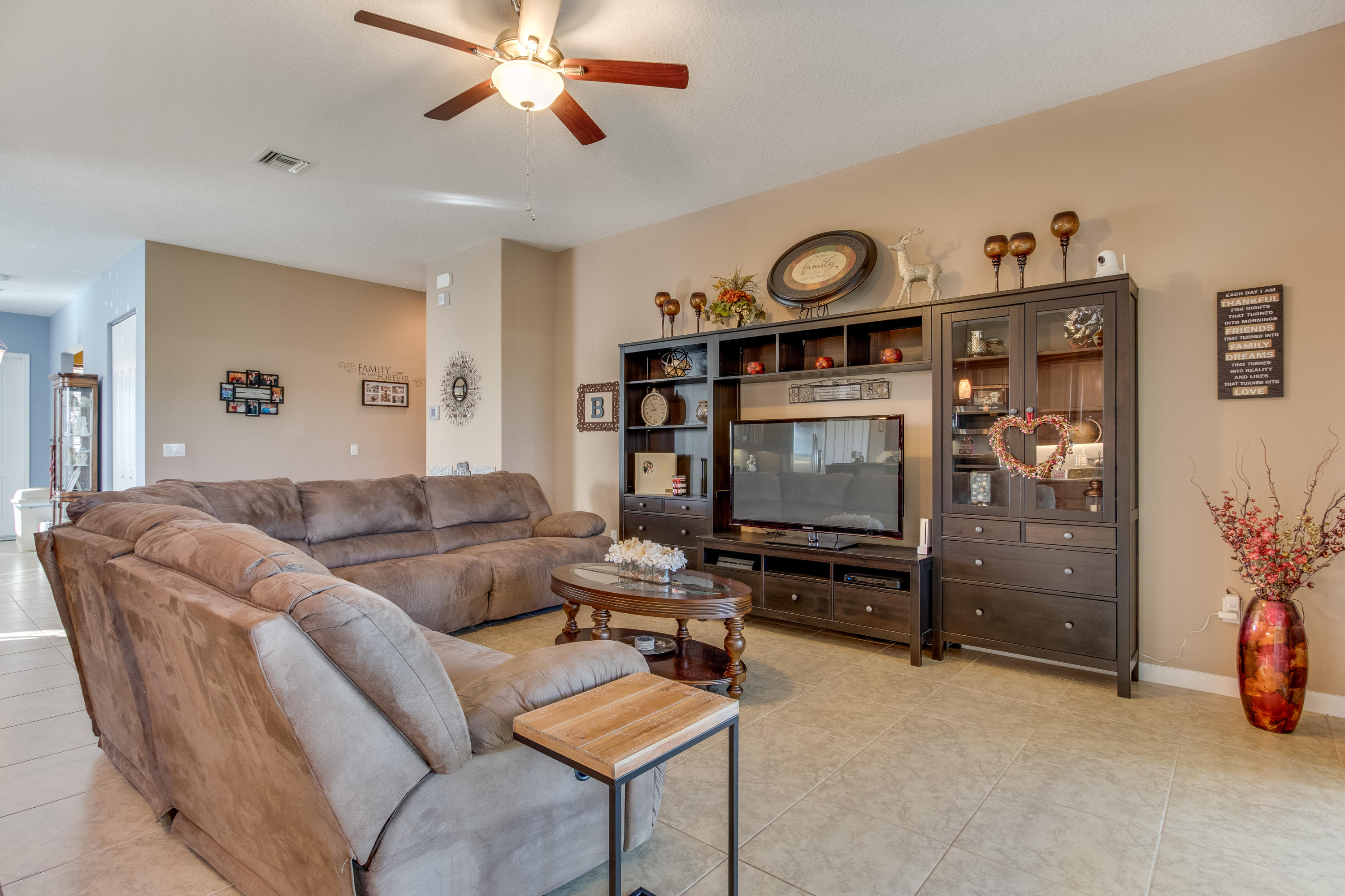 Greenwood Manor - Residential