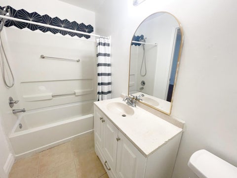 Tiny photo for 815 W Boynton Beach Boulevard W #4-102, Boynton Beach, FL 33426 (MLS # B26070731)