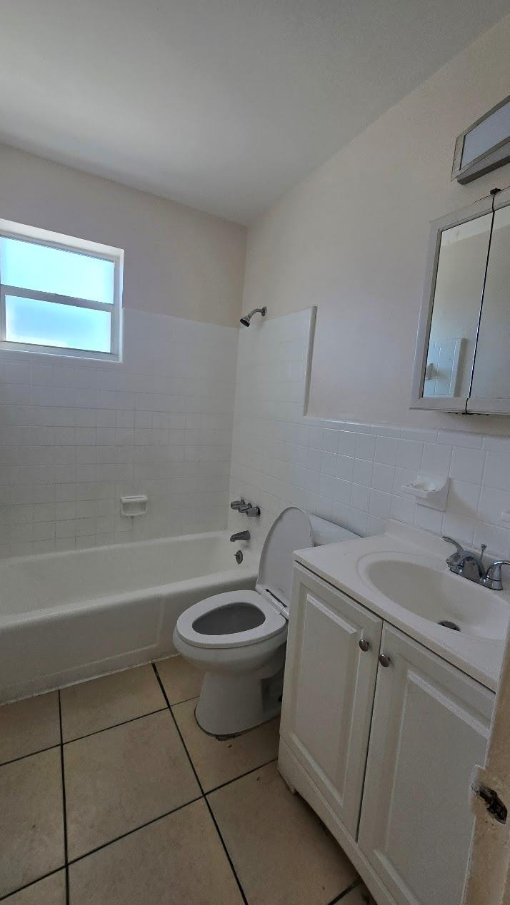 Biscayne Highlands - Residential Lease