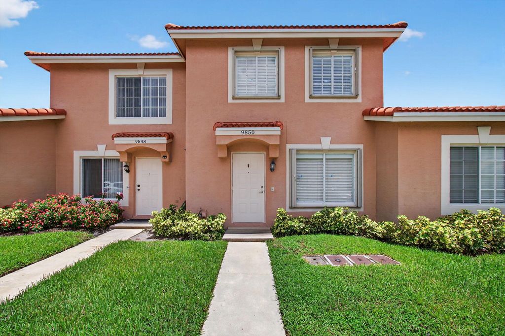 Photo of 9850 Kamena Circle, Boynton Beach, FL 33436 (MLS # R11099478)