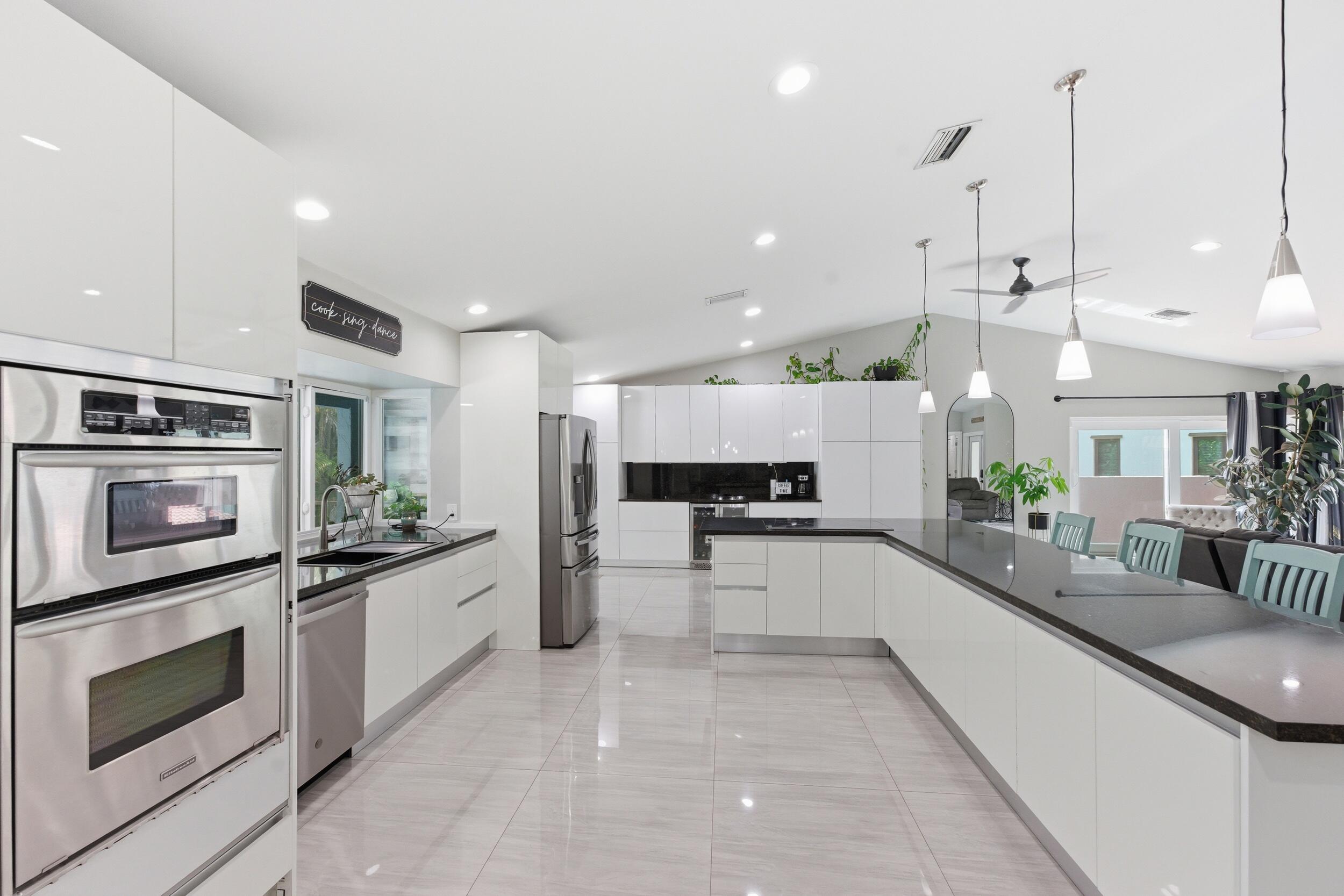 CYPRESS RUN - Residential