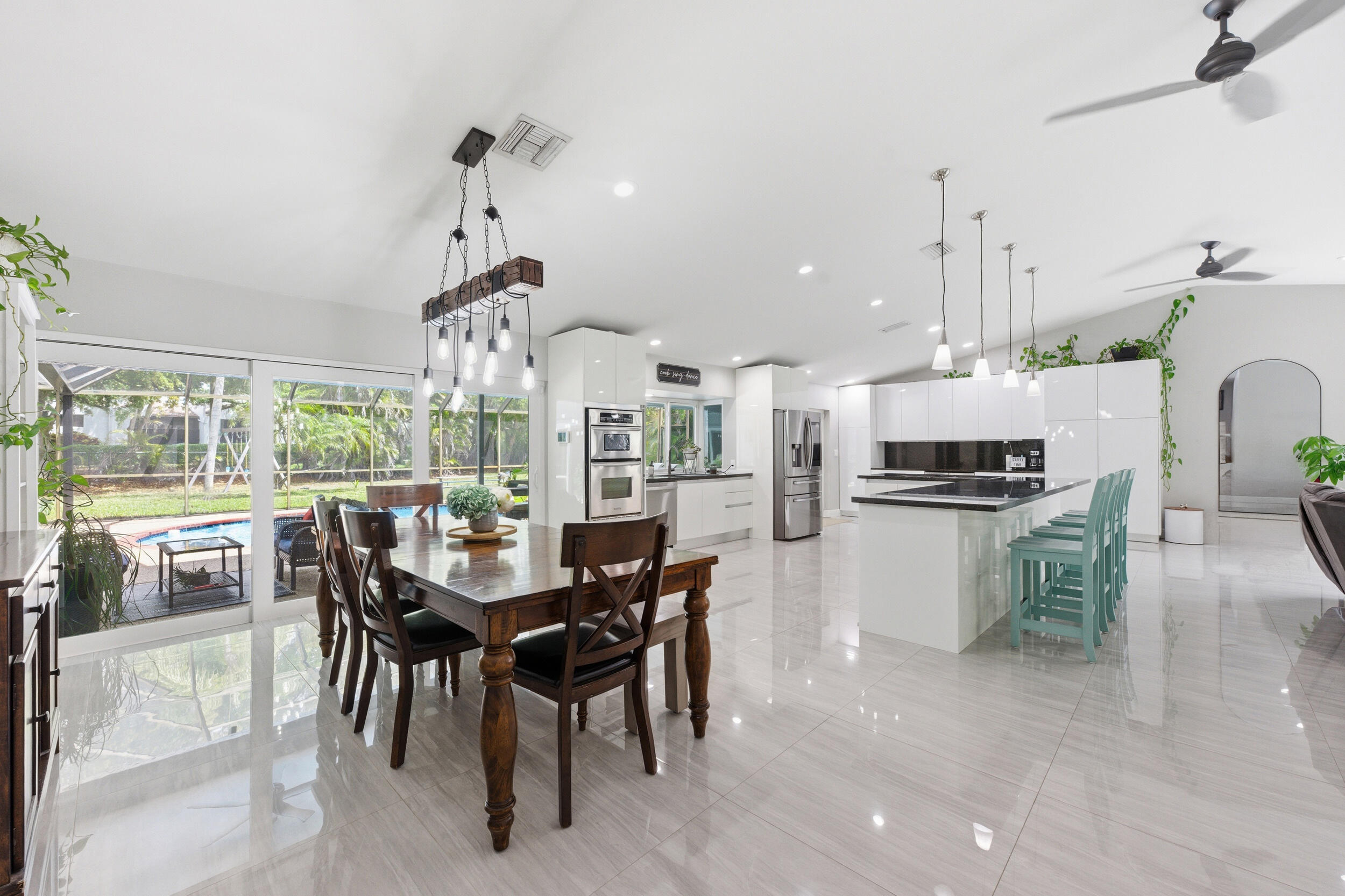 CYPRESS RUN - Residential