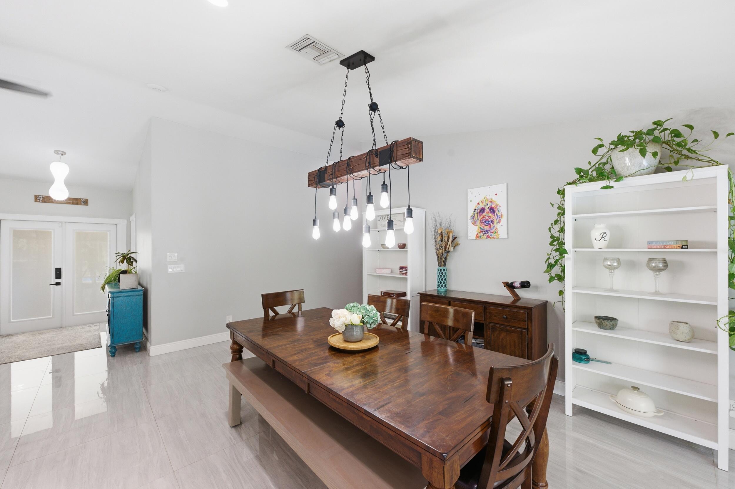 CYPRESS RUN - Residential