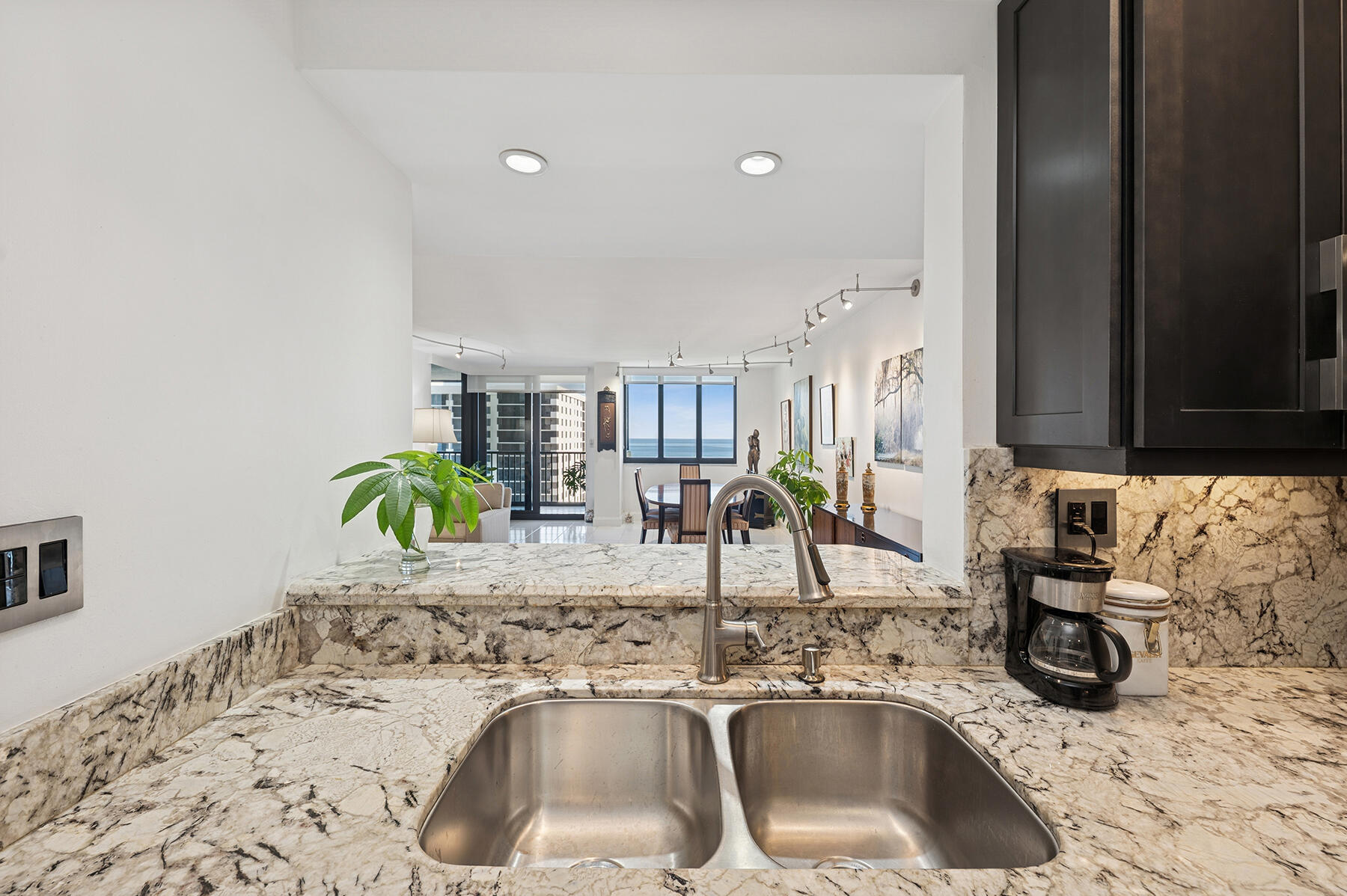 3420 S Ocean Boulevard 12o