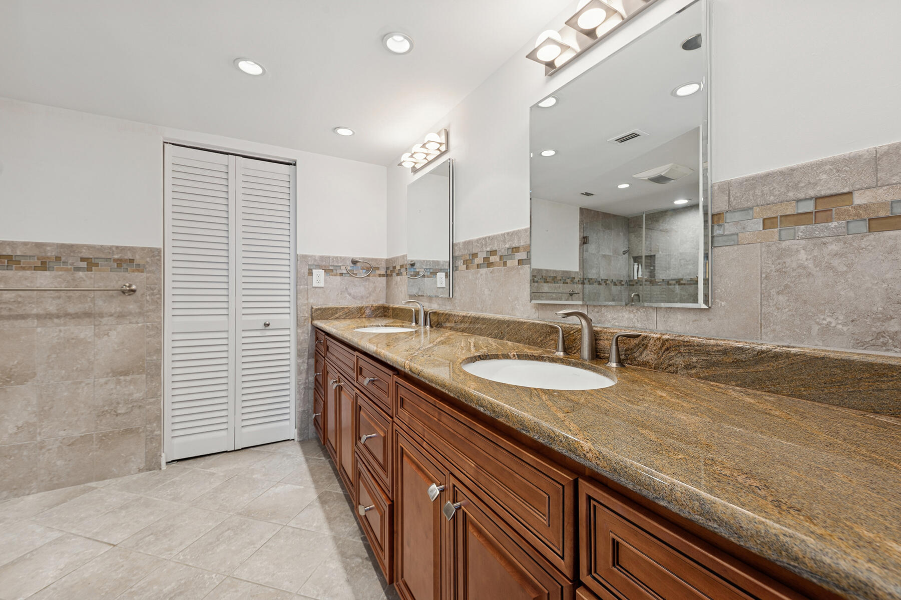 CORONADO AT HIGHLAND BEACH CONDO - Residential