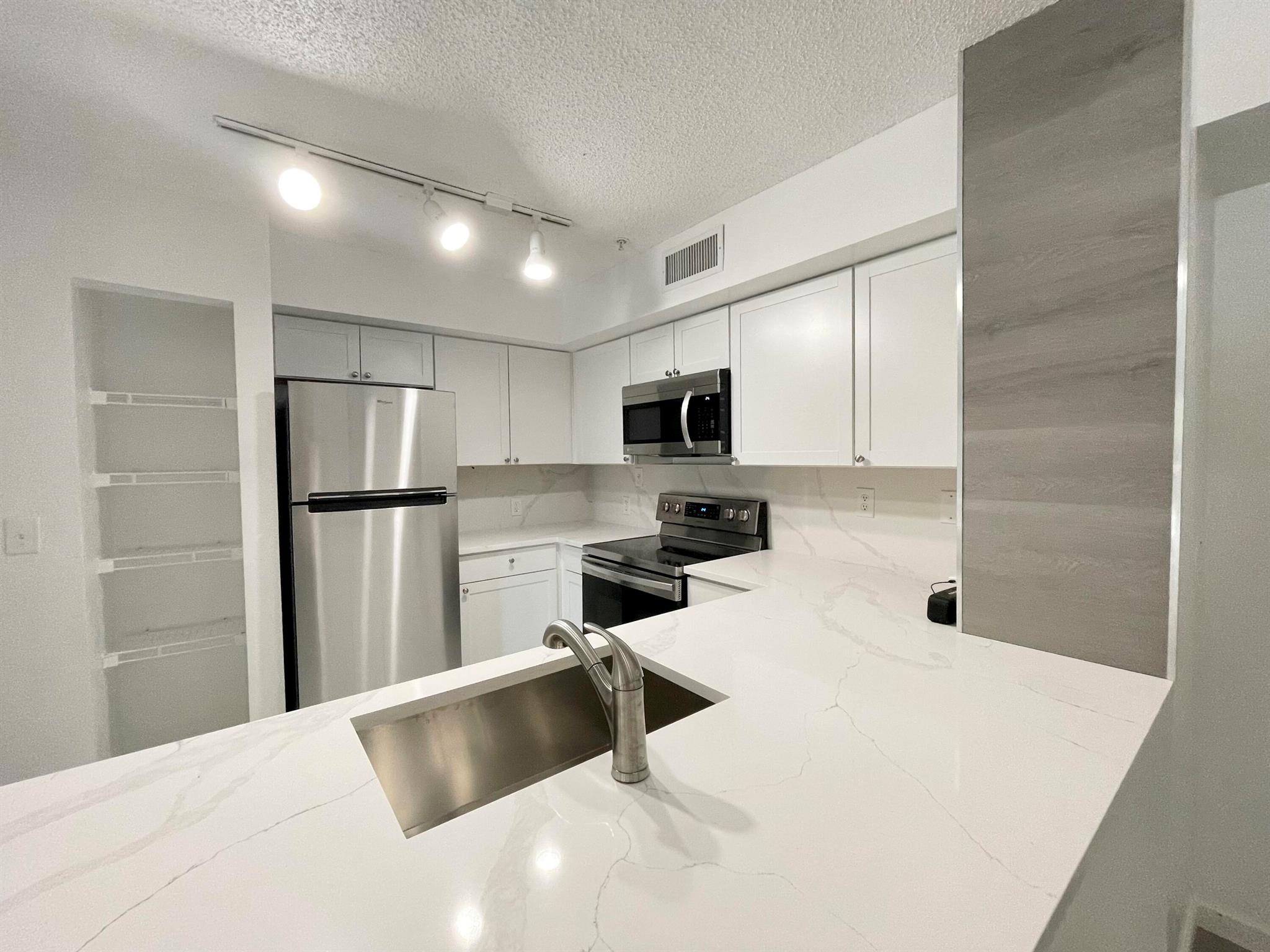 7832 Sonoma Springs Circle 203
