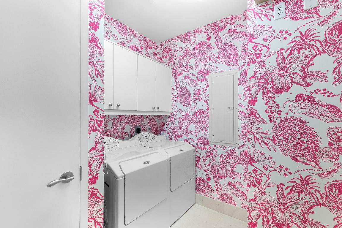 BELLARIA CONDO - Residential