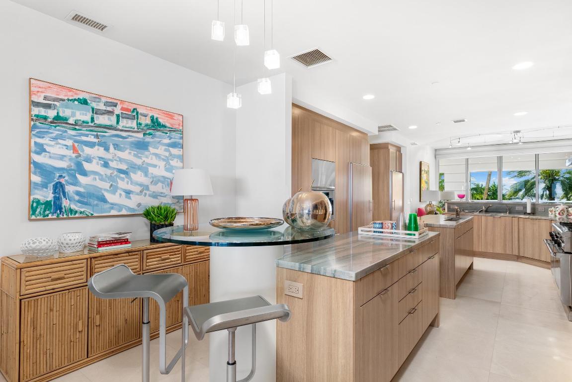 BELLARIA CONDO - Residential