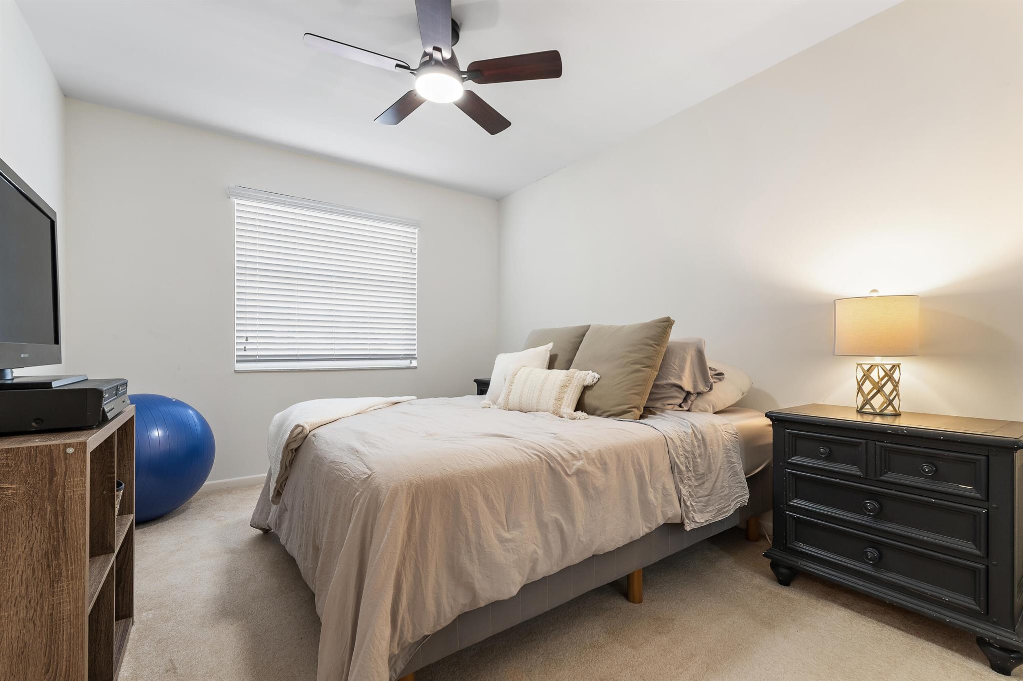 SIENA OAKS - Residential