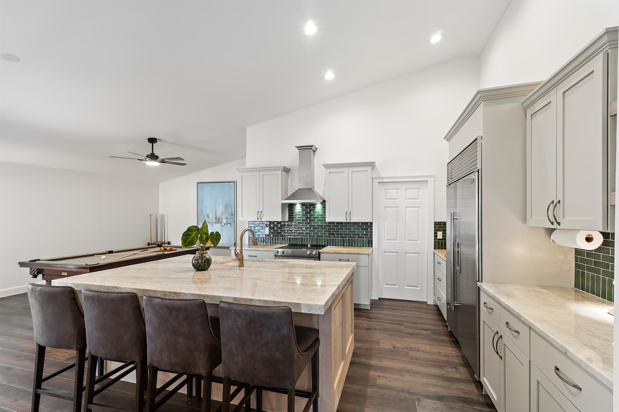 SIENA OAKS - Residential