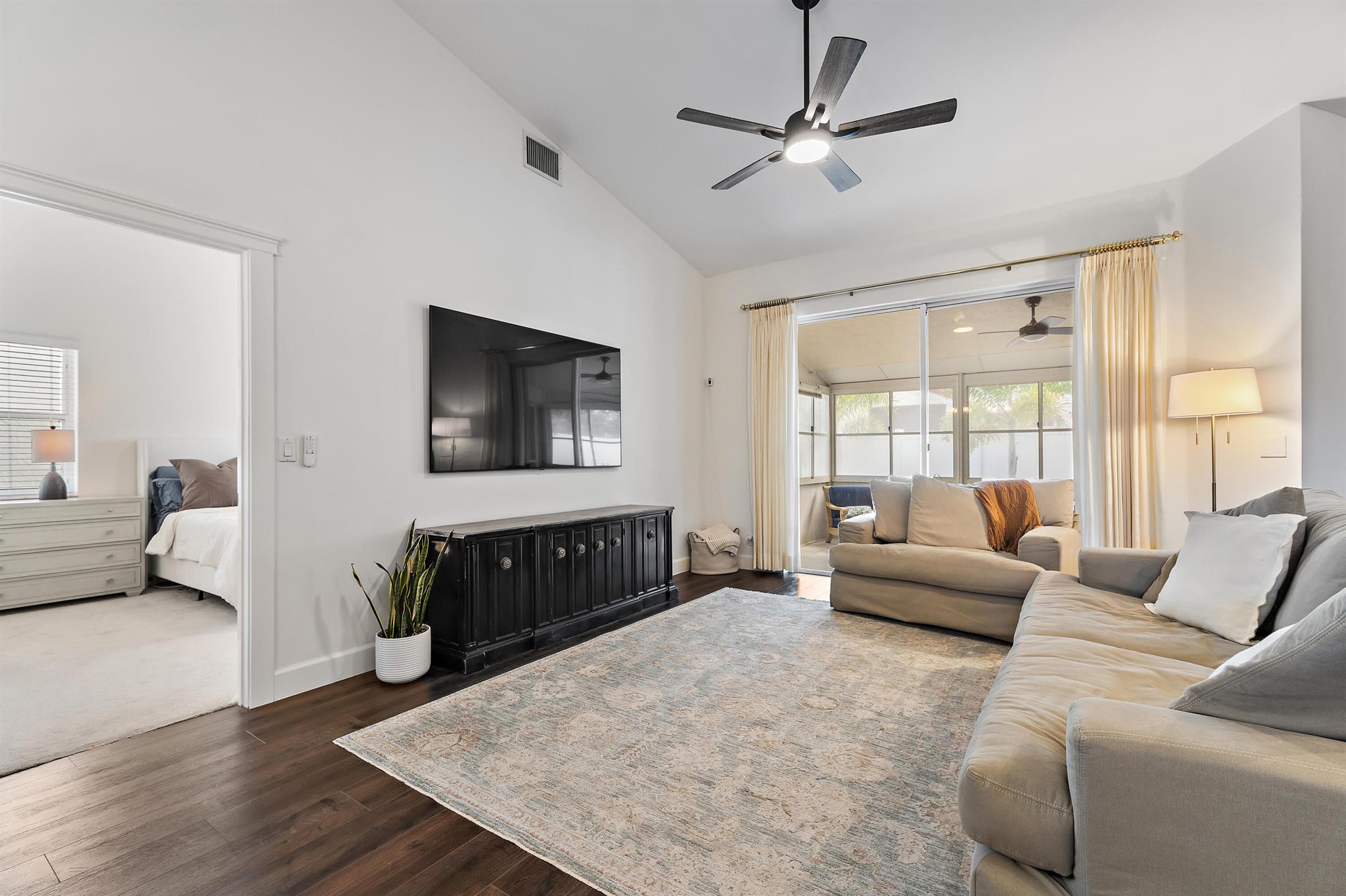 SIENA OAKS - Residential