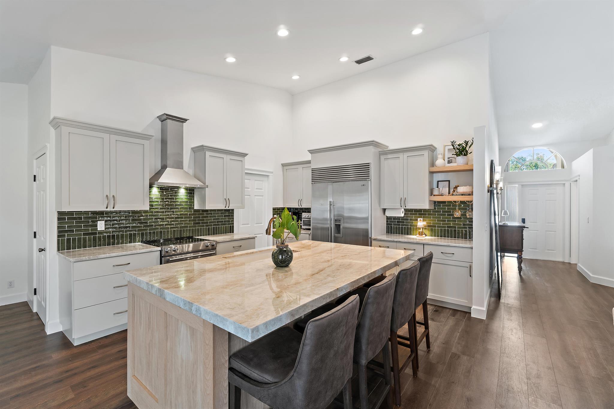 SIENA OAKS - Residential