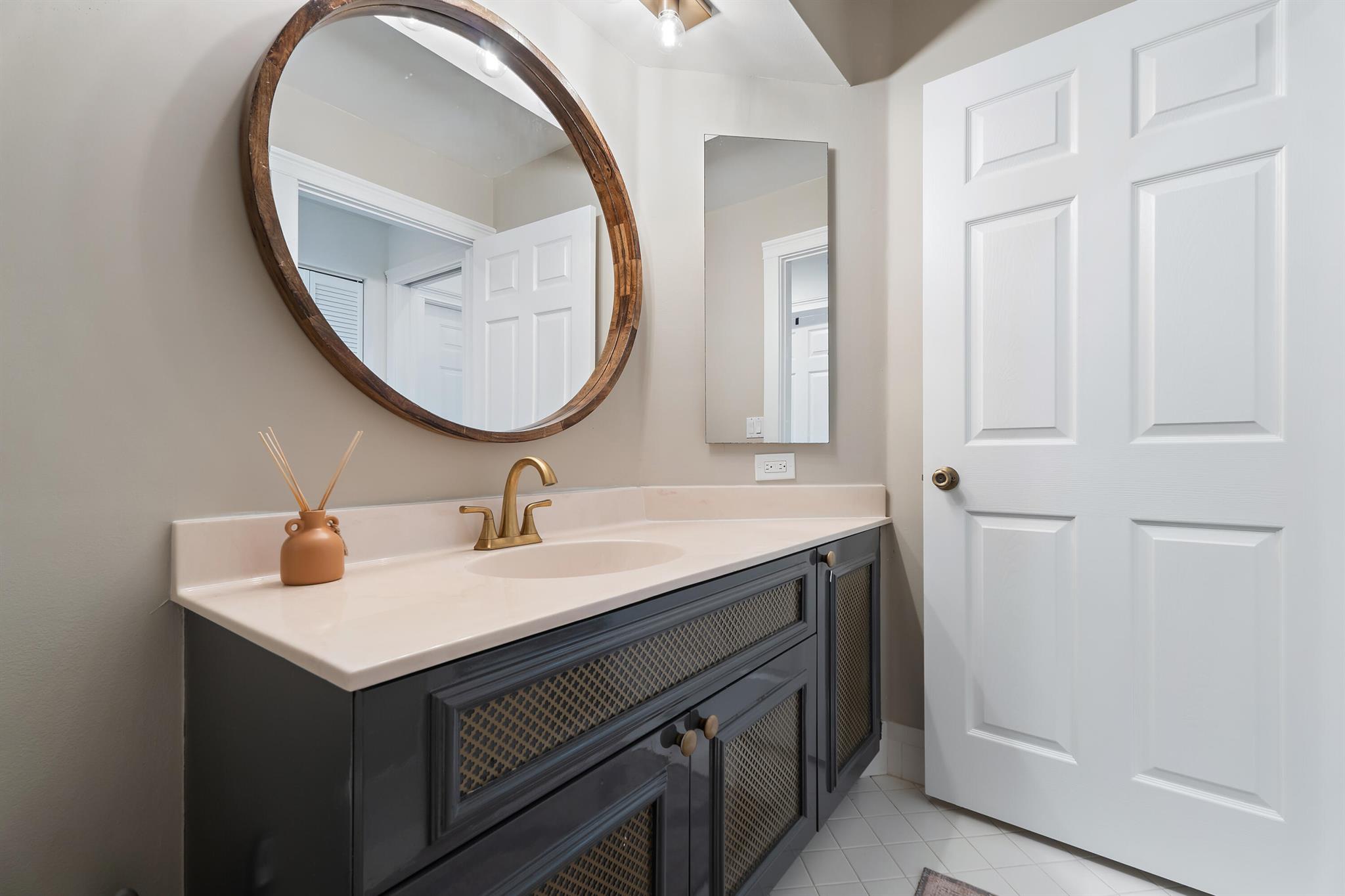 SIENA OAKS - Residential