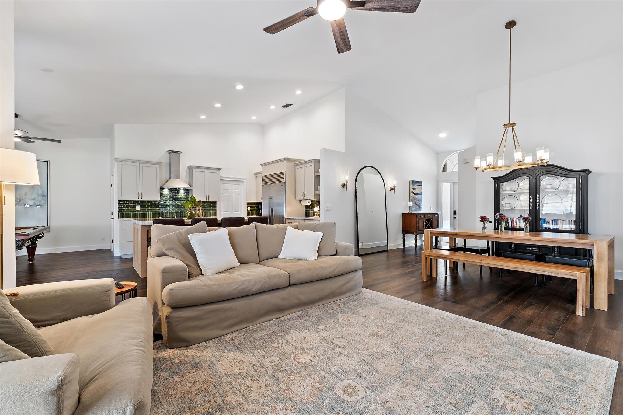 SIENA OAKS - Residential