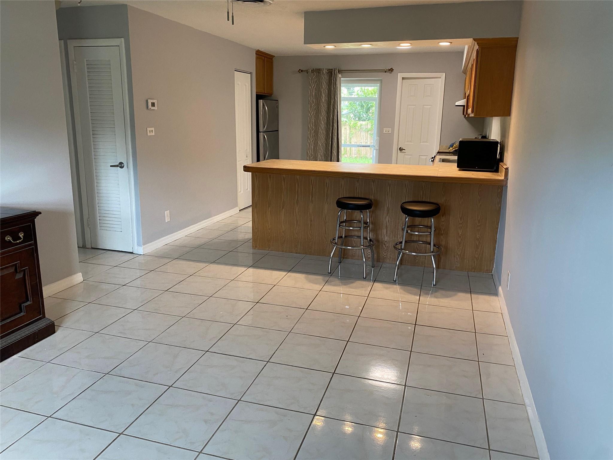 NORTH MARGATE 1ST ADD - Residential Lease