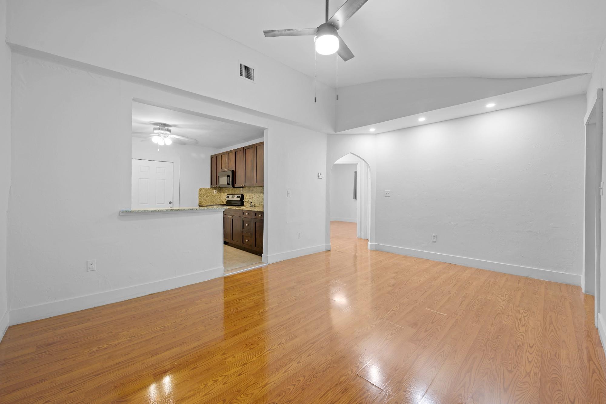 FULFORD BY THE SEA SEC H - Residential Lease