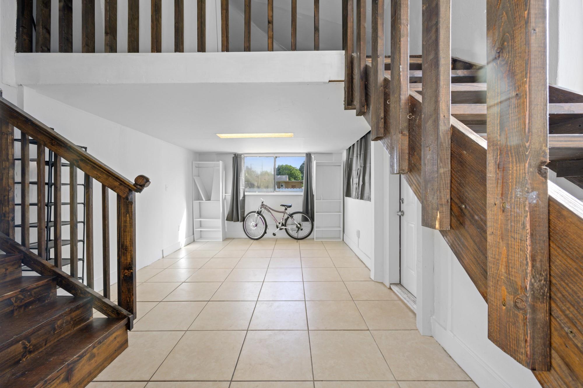 FULFORD BY THE SEA SEC H - Residential Lease